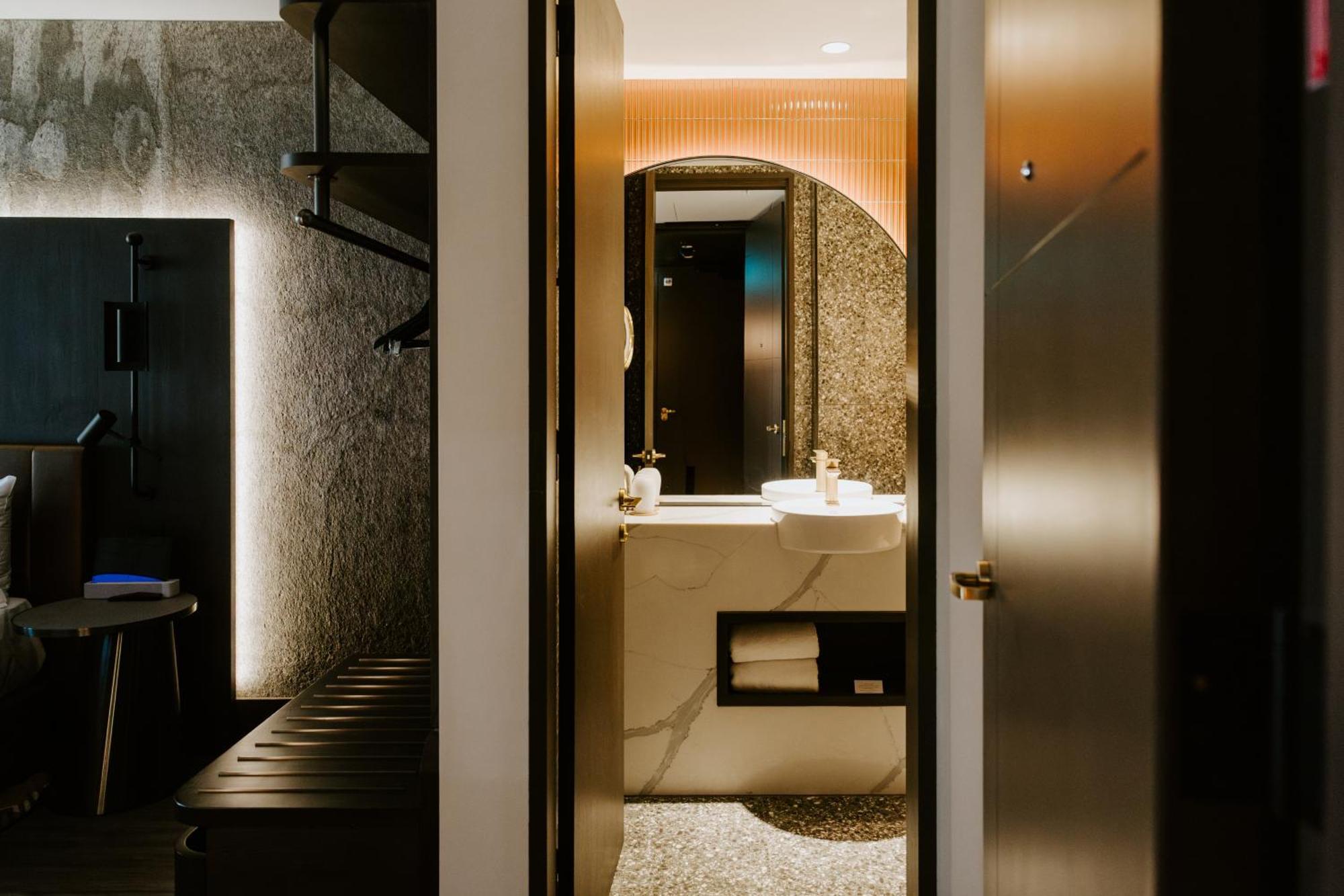 The Motley Hotel Richmond, Tapestry Collection By Hilton Melbourne Esterno foto