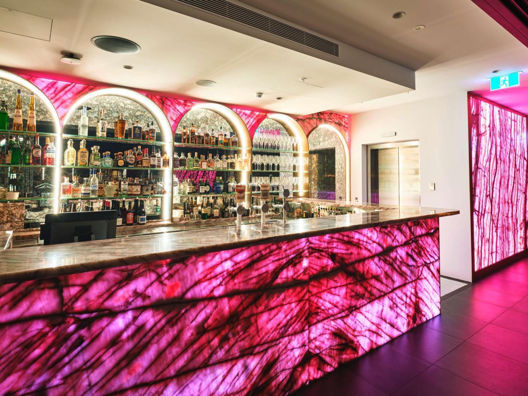 The Motley Hotel Richmond, Tapestry Collection By Hilton Melbourne Esterno foto